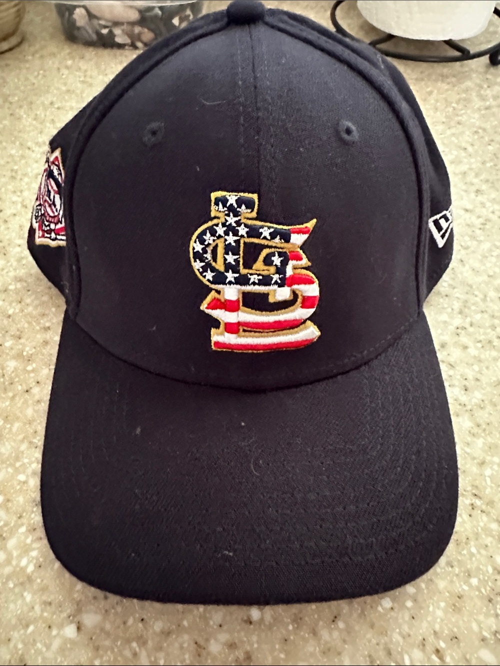 New Era 39THIRTY small/medium St. Louis cardinals Cap with American Flag logo